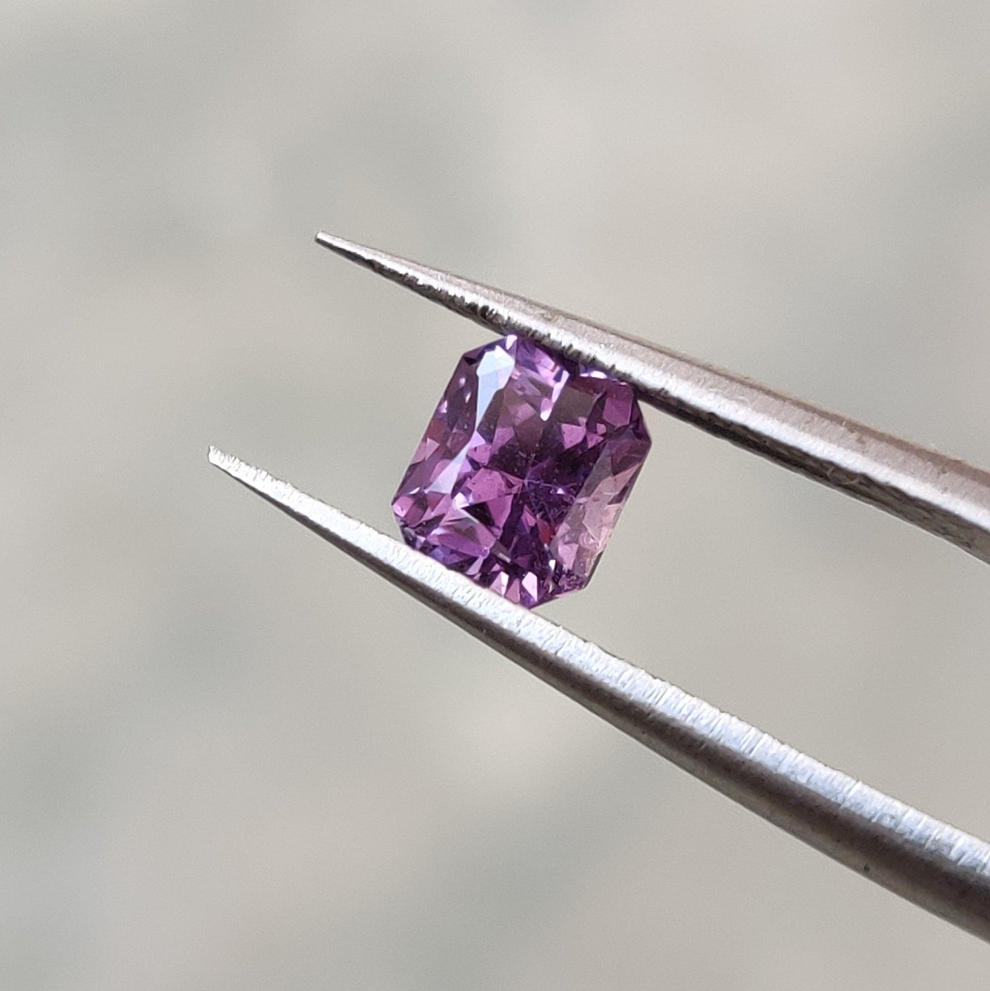 Violet/Purple Sapphire Natural Heated 0.86ct