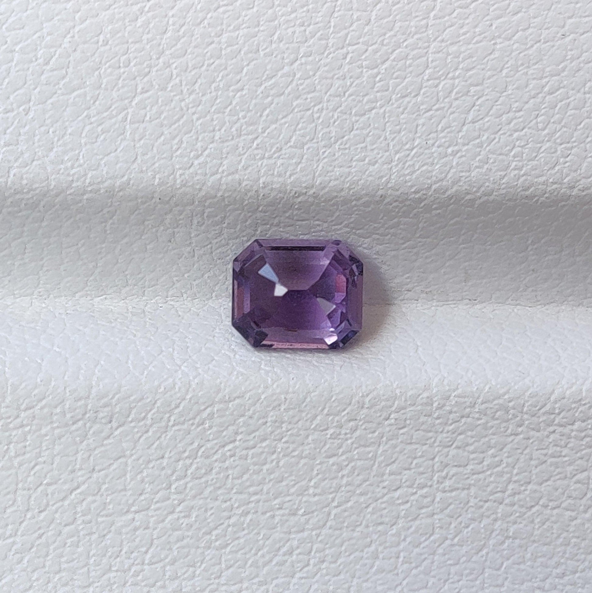 Violet/Purple Sapphire Natural Heated 1.04ct